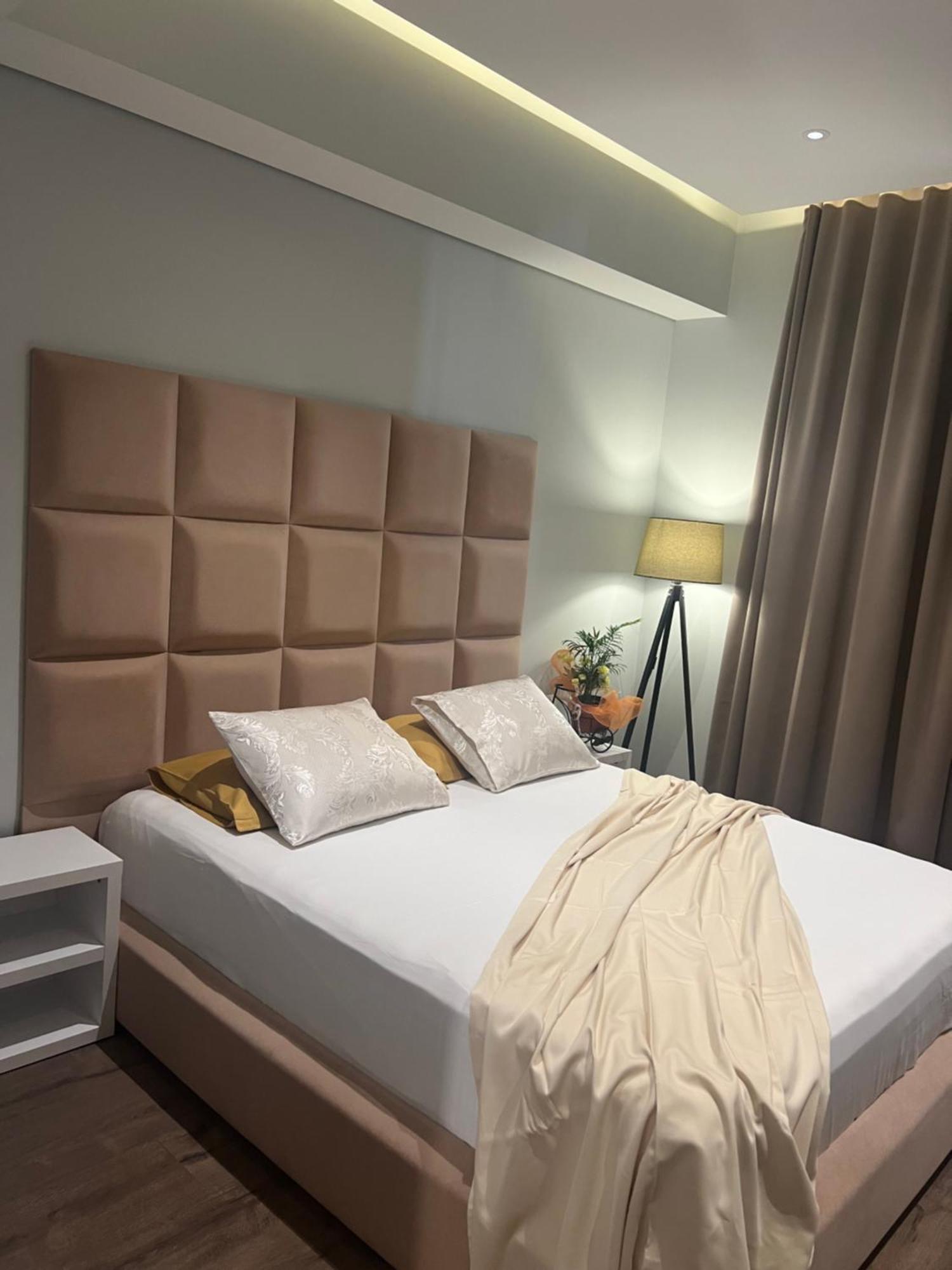 Hotel Olsi Sarandë 外观 照片