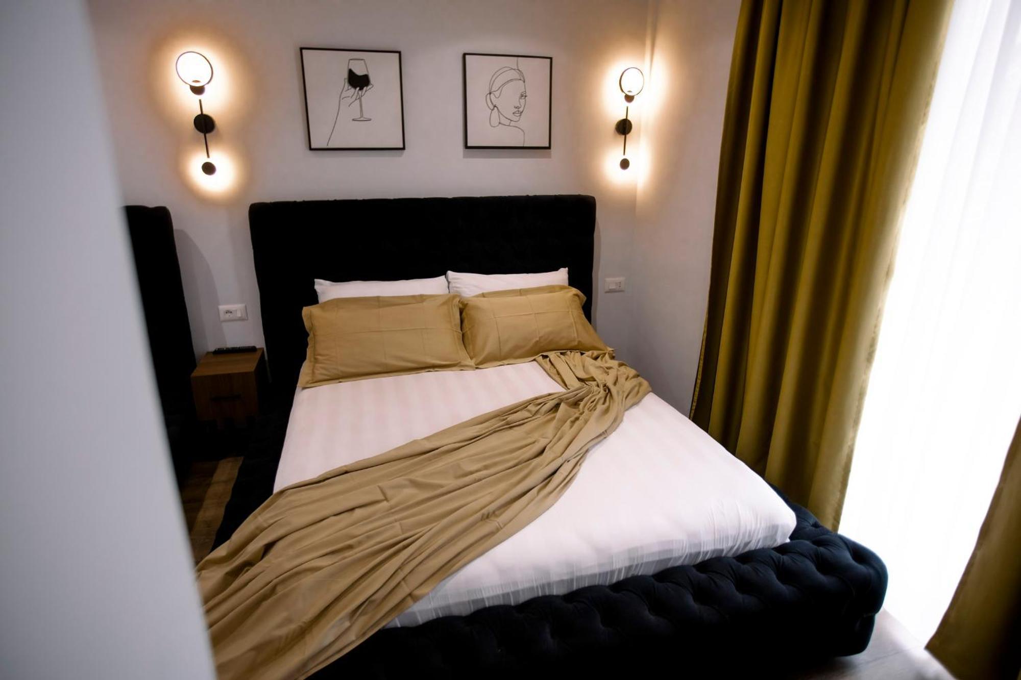 Hotel Olsi Sarandë 外观 照片