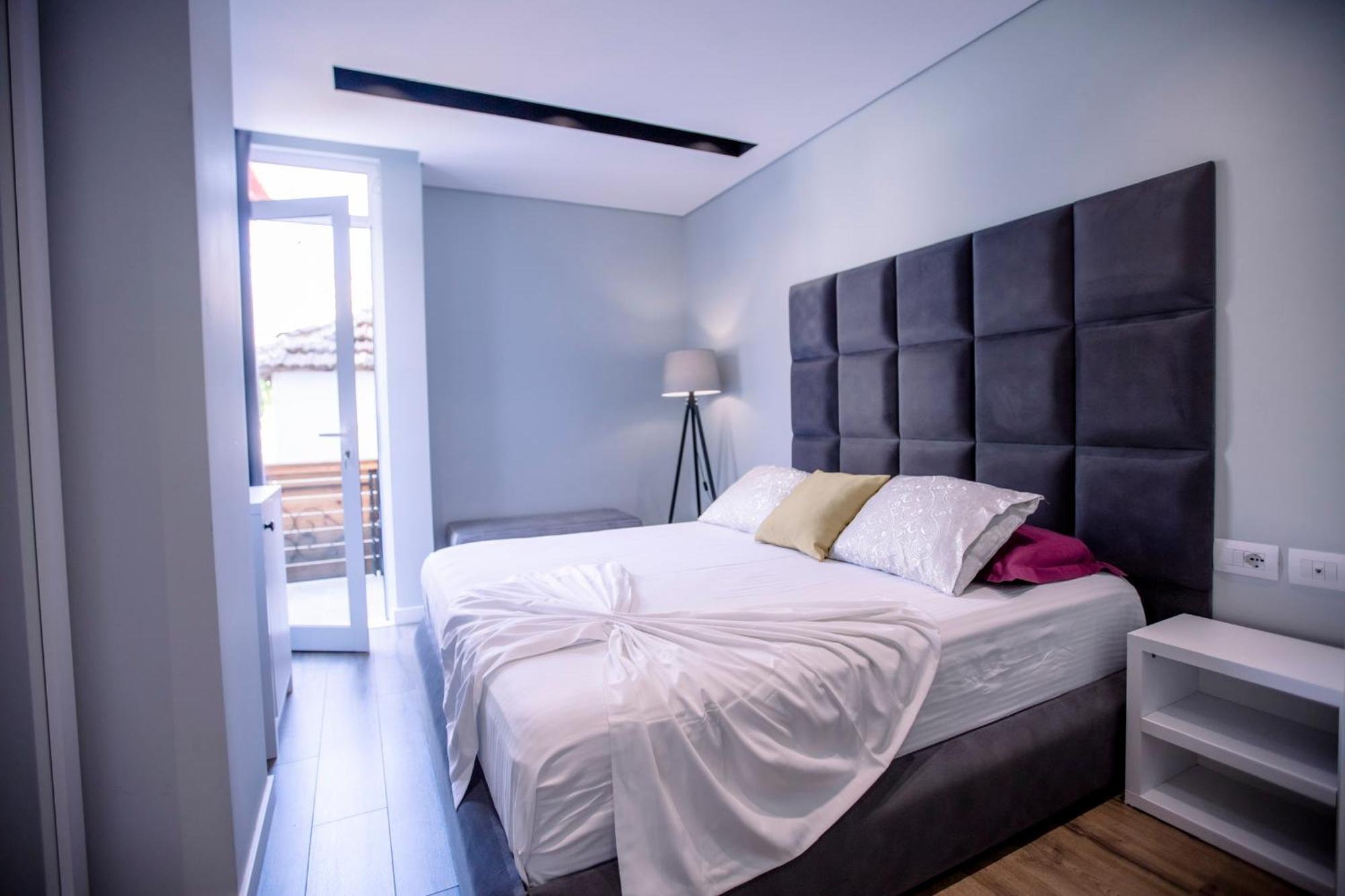 Hotel Olsi Sarandë 外观 照片