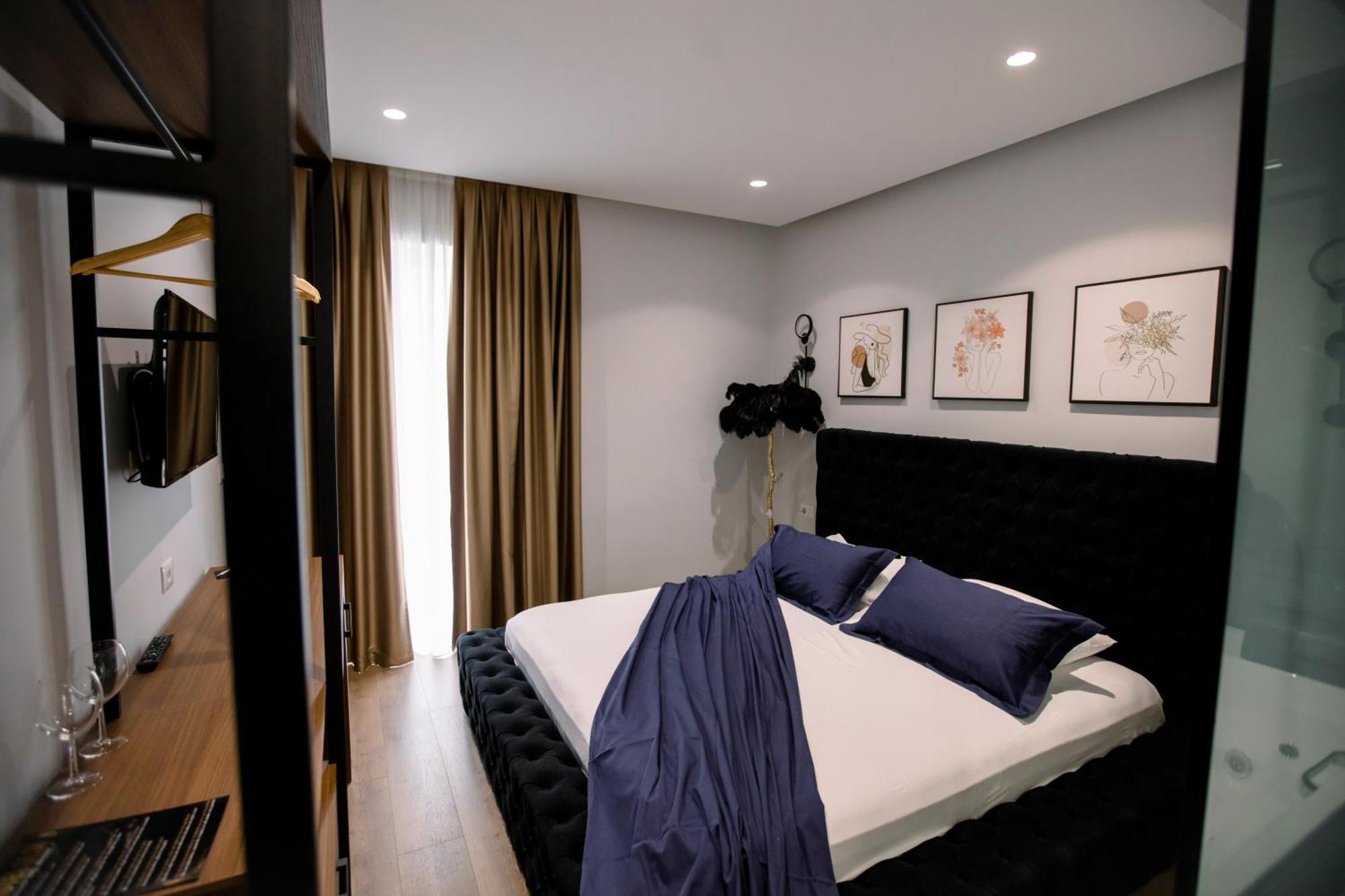 Hotel Olsi Sarandë 外观 照片