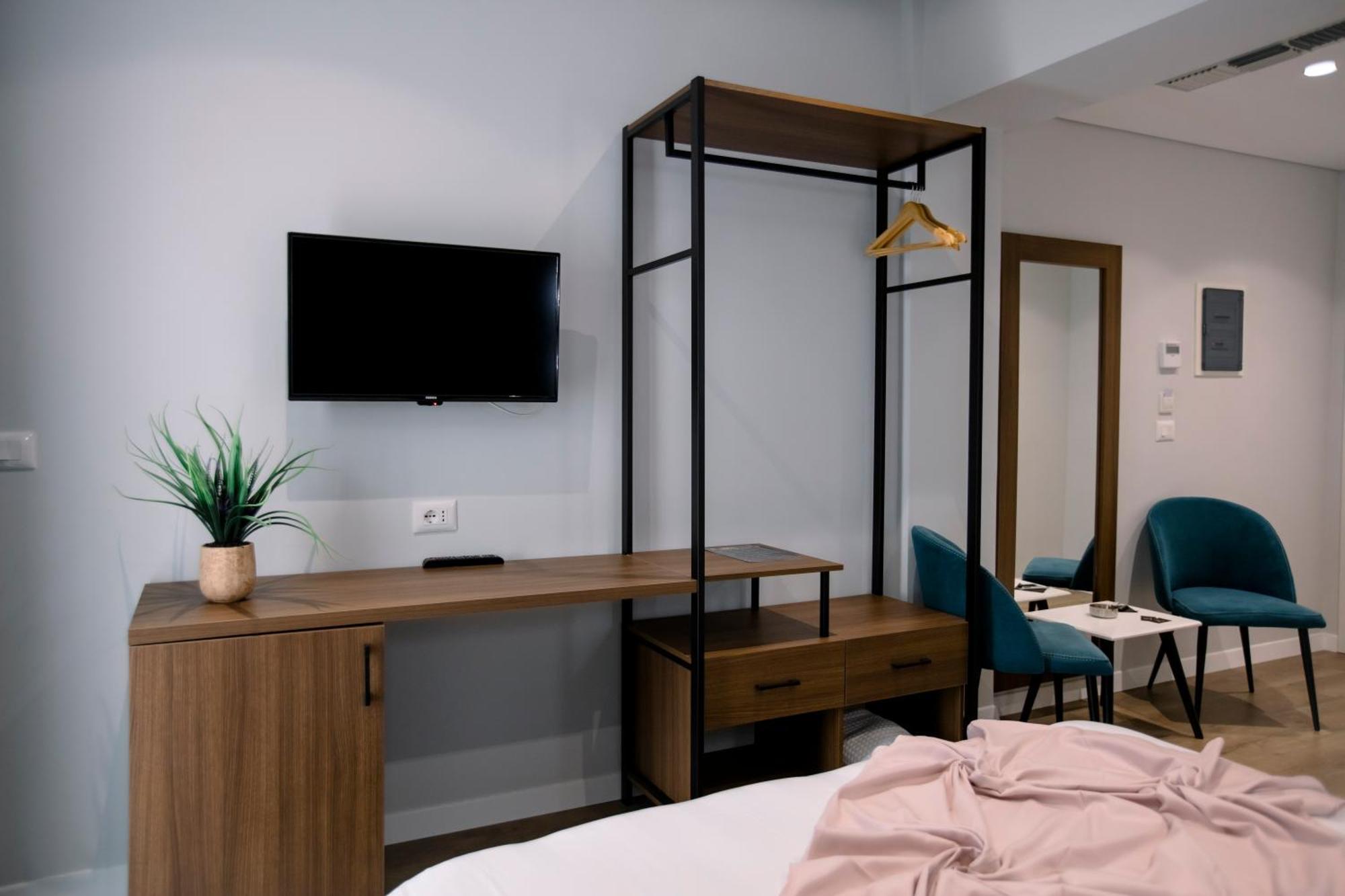Hotel Olsi Sarandë 外观 照片