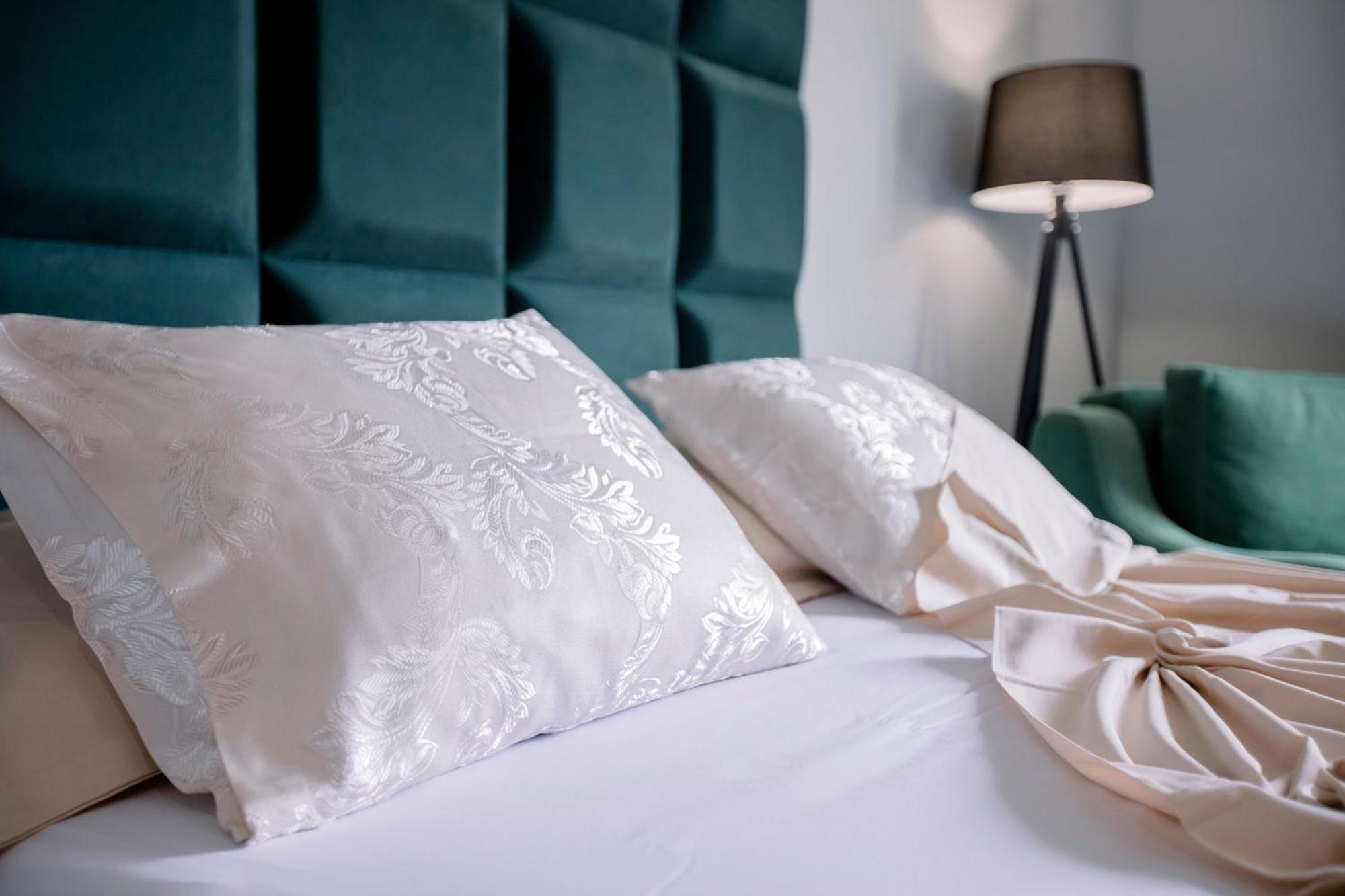 Hotel Olsi Sarandë 外观 照片