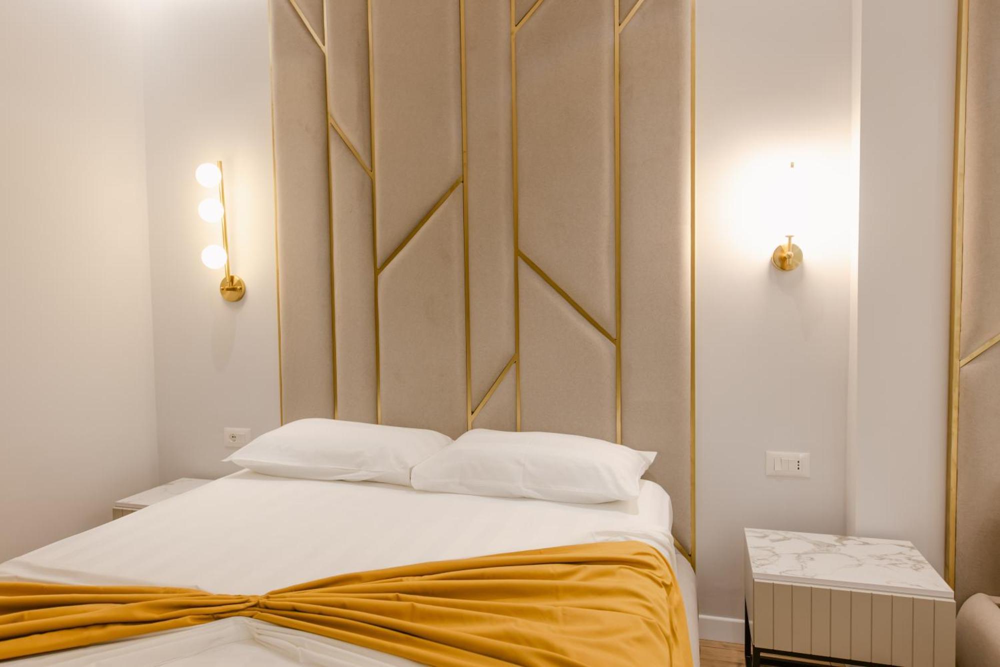 Hotel Olsi Sarandë 外观 照片